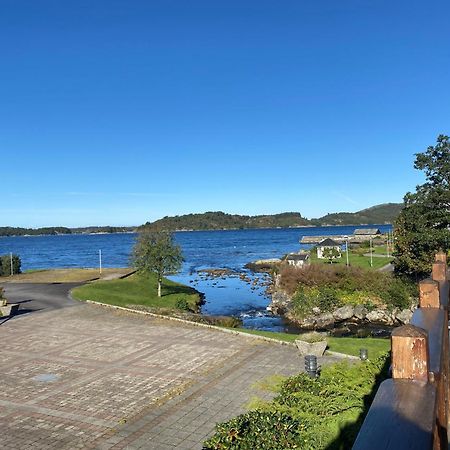 Fitjar Fjordhotell Buitenkant foto